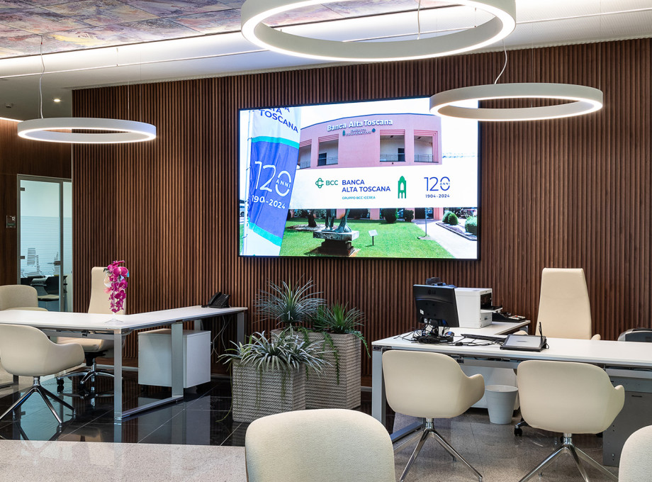 media.Slide-Banca-Alta_Toscana-02-Recu-Studio